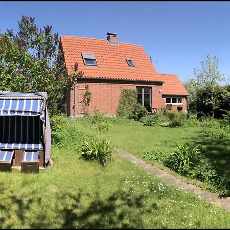Neu! Mit Naturgarten * Gleschendorf