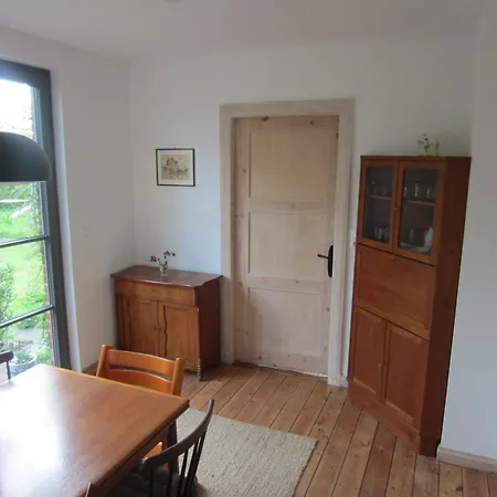 Neu! Mit Naturgarten Semesterbostad