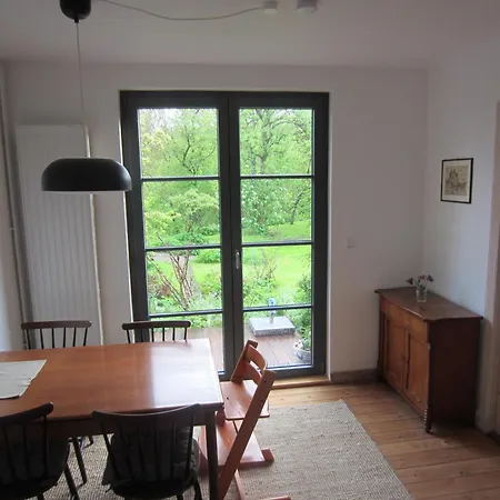 Holiday home Neu! Mit Naturgarten Gleschendorf