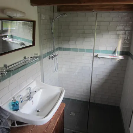 Neu! Mit Naturgarten Semesterbostad